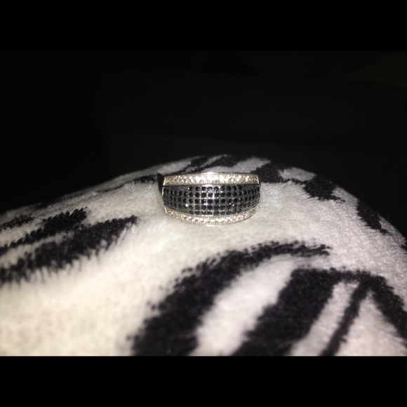 Gorgeous onyx ring! - Picture 3 of 4